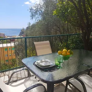https://chez-reny-terrazza-vista-mare.hotelitalianriviera.com